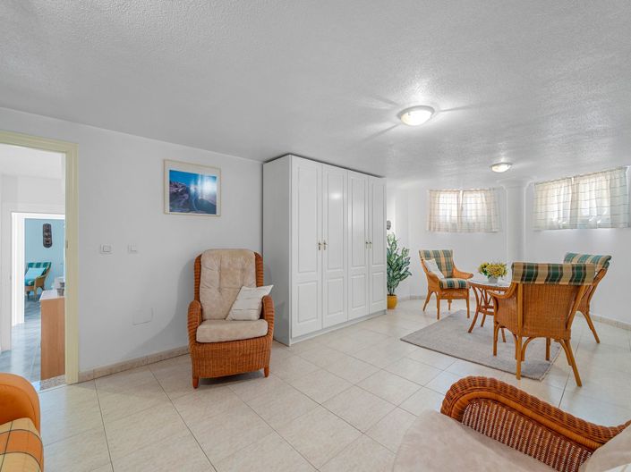 Image No.34-5 Bed Villa for sale