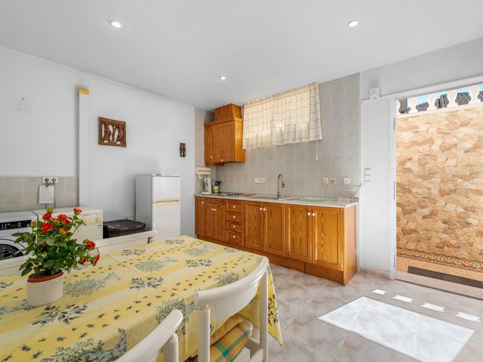 Image No.40-5 Bed Villa for sale