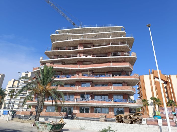 Image No.19-2 Bed Apartment for sale