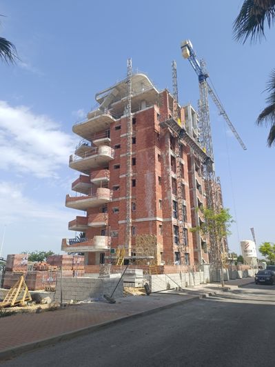 Image No.23-2 Bed Apartment for sale