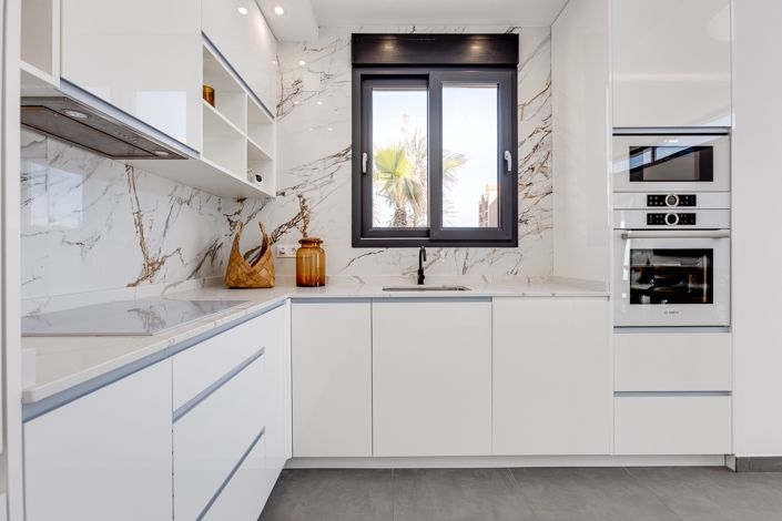 Image No.12-4 Bed Villa for sale