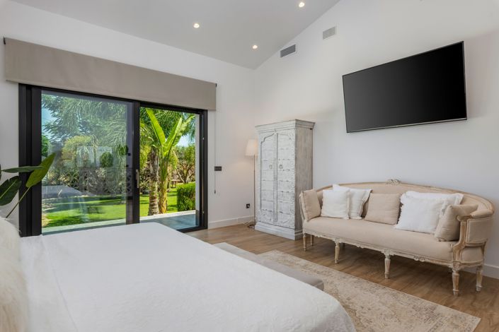 Image No.26-5 Bed Villa for sale