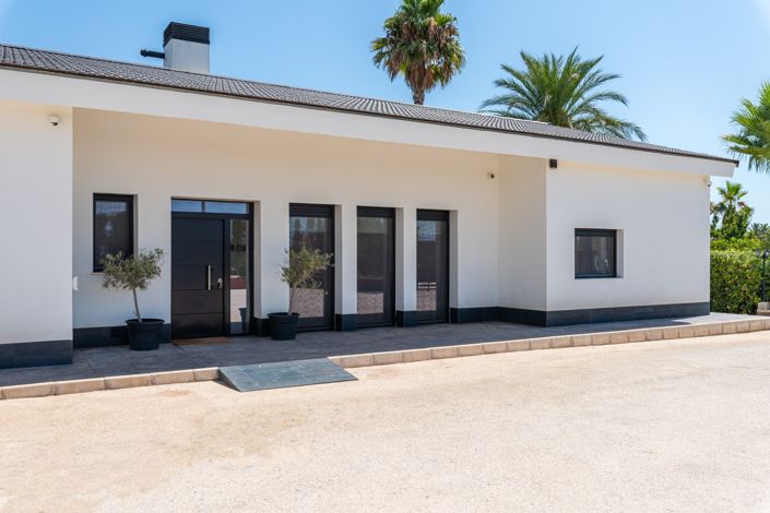 Image No.1-Villa de 5 chambres à vendre à Elche