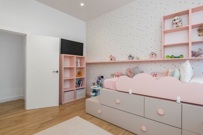 Image No.47-5 Bed Villa for sale