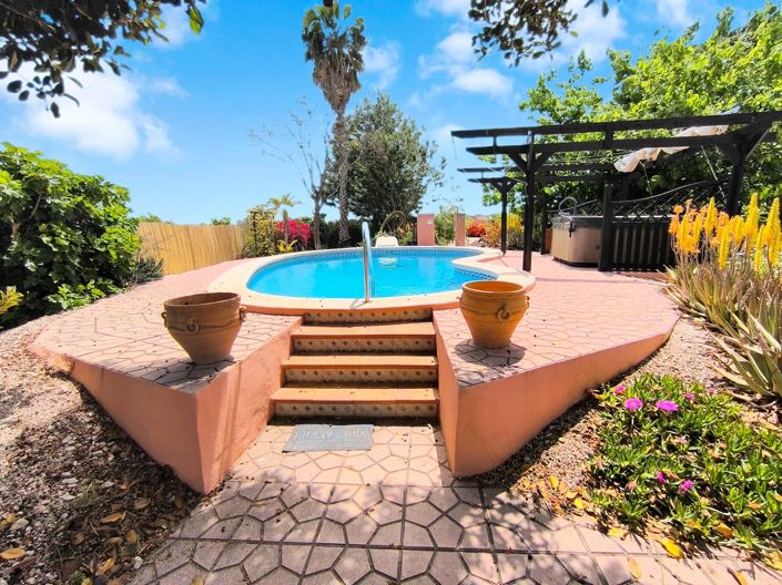 Image No.2-3 Bed Country Property for sale