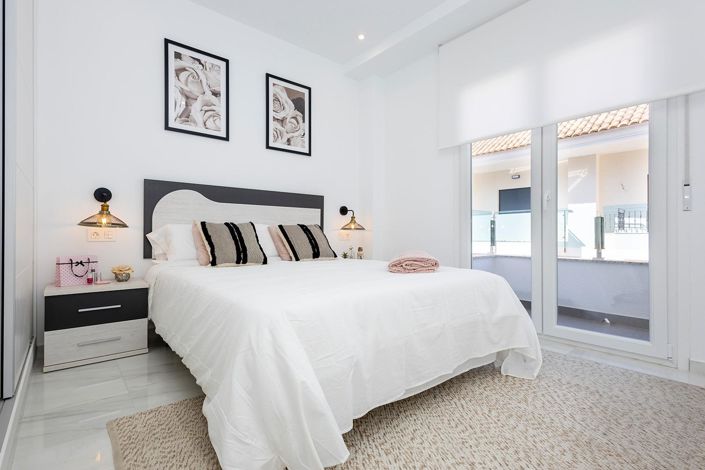 Image No.26-2 Bed Apartment for sale