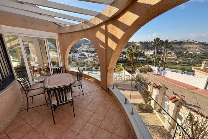 Image No.49-5 Bed Villa for sale