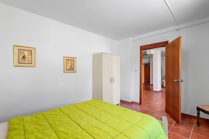 Image No.25-5 Bed Villa for sale