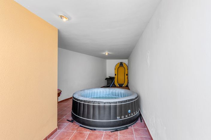 Image No.32-5 Bed Villa for sale