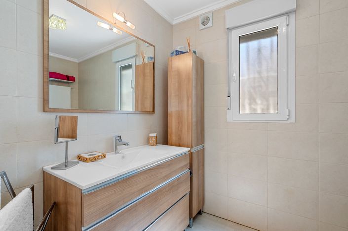 Image No.21-3 Bed Villa for sale