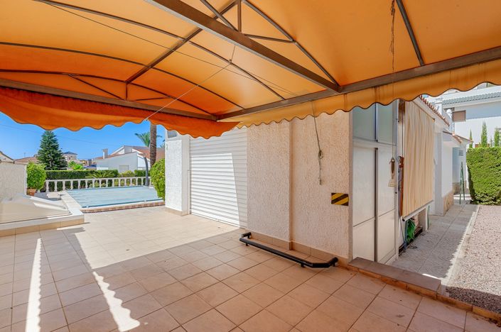 Image No.40-3 Bed Villa for sale