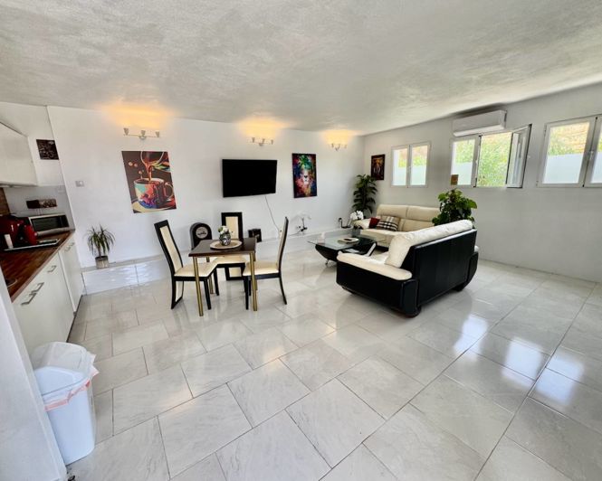 Image No.28-6 Bed Villa for sale