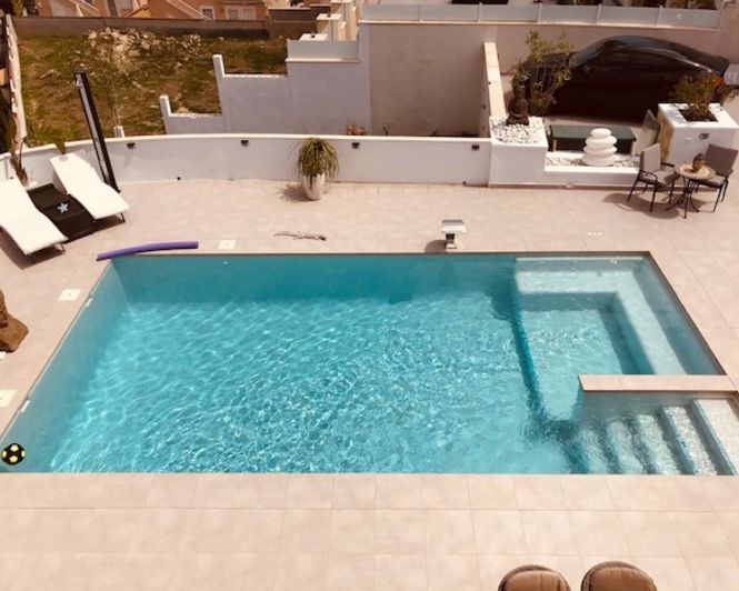 Image No.3-6 Bed Villa for sale