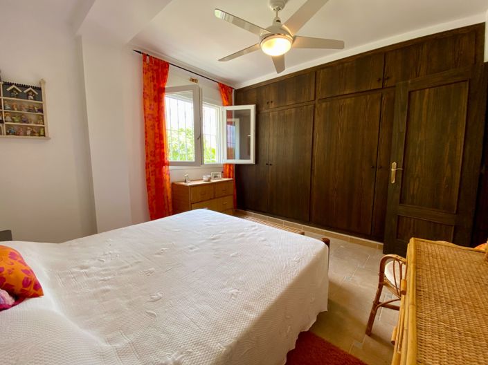 Image No.43-3 Bed Villa for sale