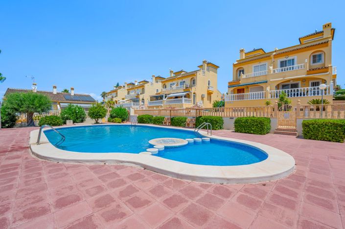 Image No.1-3 Bed Property for sale