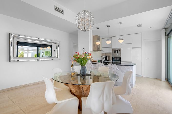 Image No.16-3 Bed Villa for sale