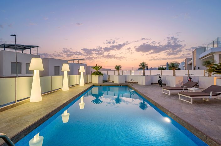 Image No.2-Villa de 3 chambres à vendre à Orihuela Costa