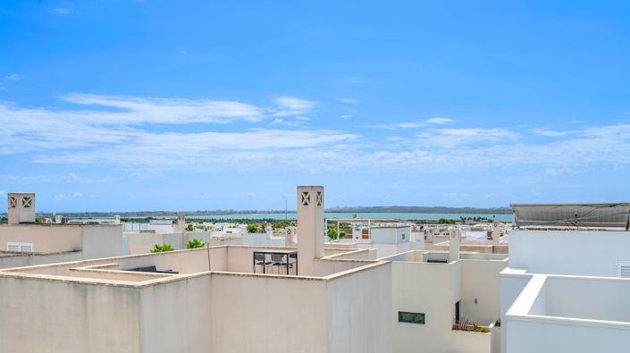 Image No.35-3 Bed Villa for sale