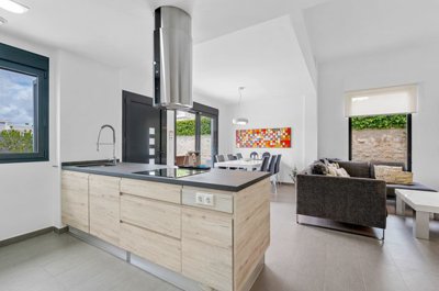 o1j1da21q284r9ih1893qmq1ucu2q