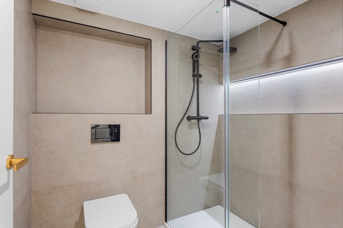 Image No.16-2 Bed Apartment for sale