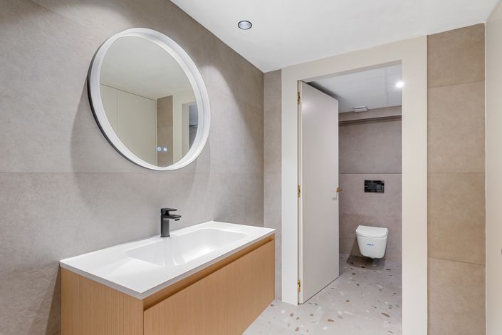 Image No.26-2 Bed Apartment for sale