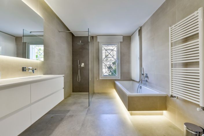 Image No.53-8 Bed Villa for sale