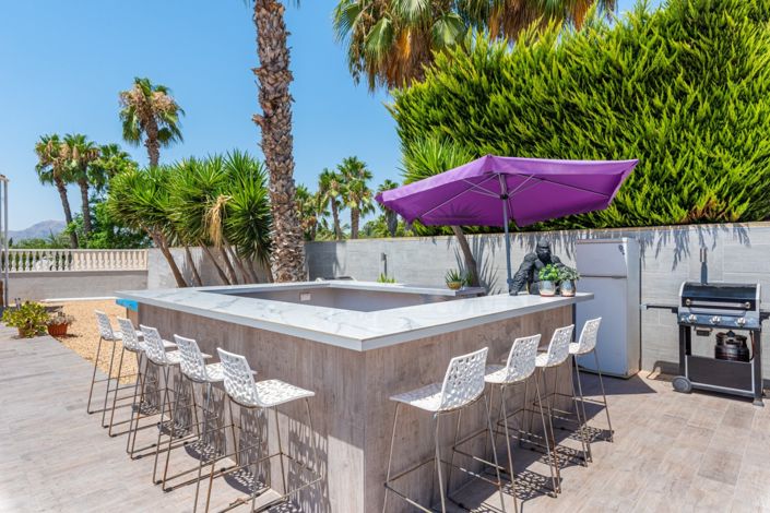 Image No.33-4 Bed Country Property for sale