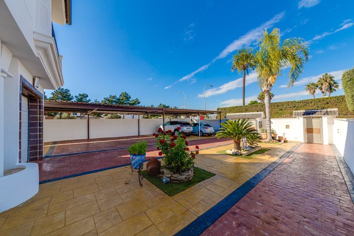 Image No.33-6 Bed Villa for sale