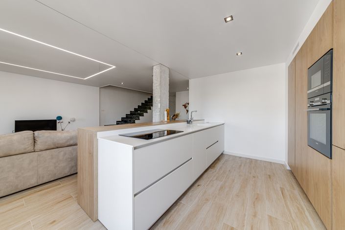 Image No.44-6 Bed Villa for sale