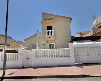 Villa de 3 chambres à vendre à Ciudad Quesada
