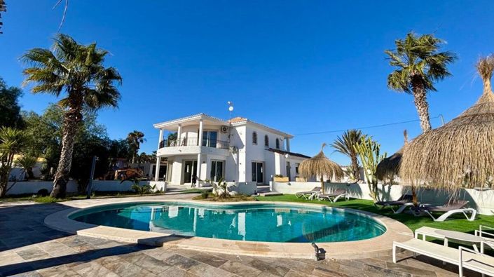 Image No.1-Villa de 4 chambres à vendre à San Miguel de Salinas