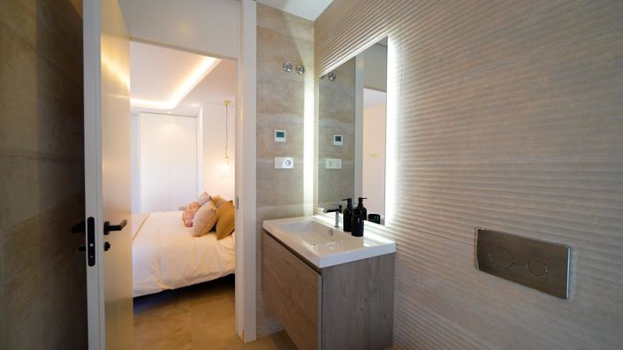 Image No.26-3 Bed Villa for sale