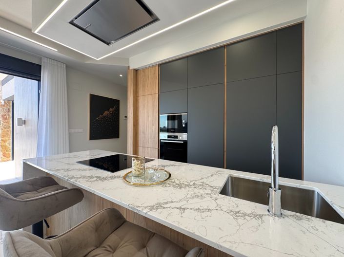 Image No.17-3 Bed Villa for sale