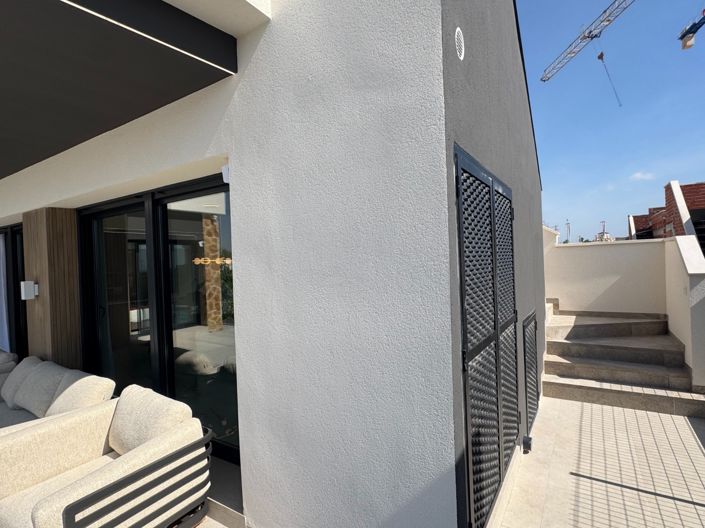 Image No.19-3 Bed Villa for sale