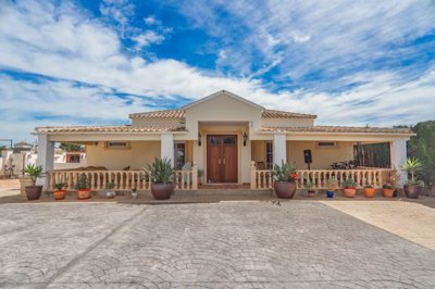 Lisa Frain Estate Agent most sold property