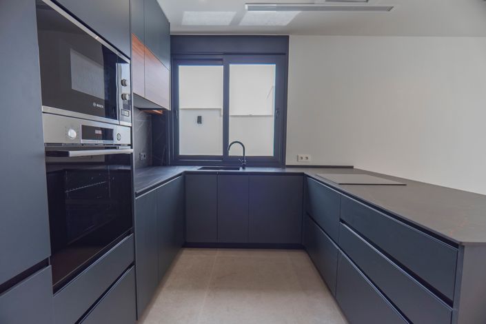 Image No.10-3 Bed Villa for sale