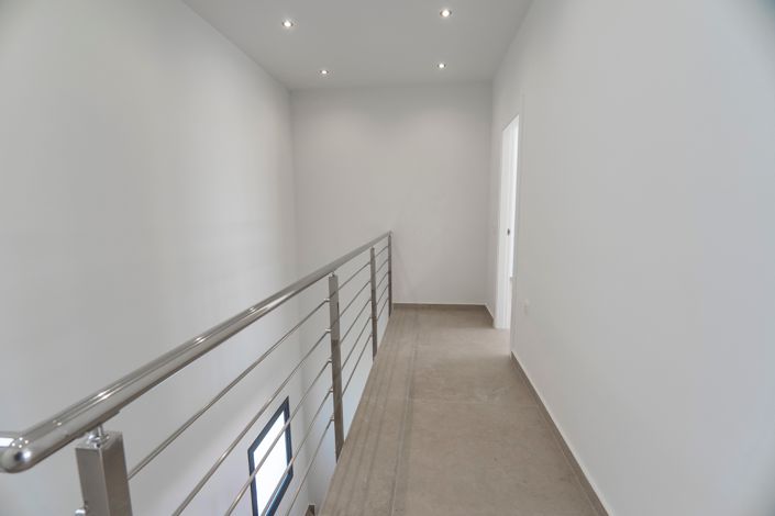 Image No.16-3 Bed Villa for sale