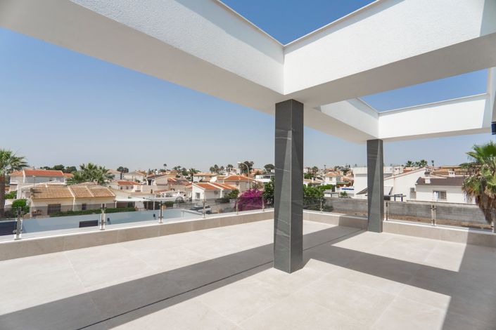 Image No.35-3 Bed Villa for sale