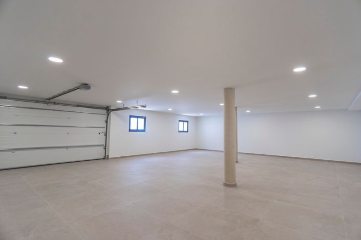 Image No.42-3 Bed Villa for sale