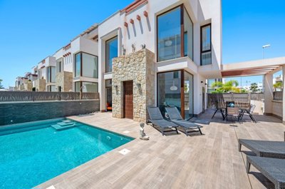 Villa de 3 chambres à vendre à Ciudad Quesada