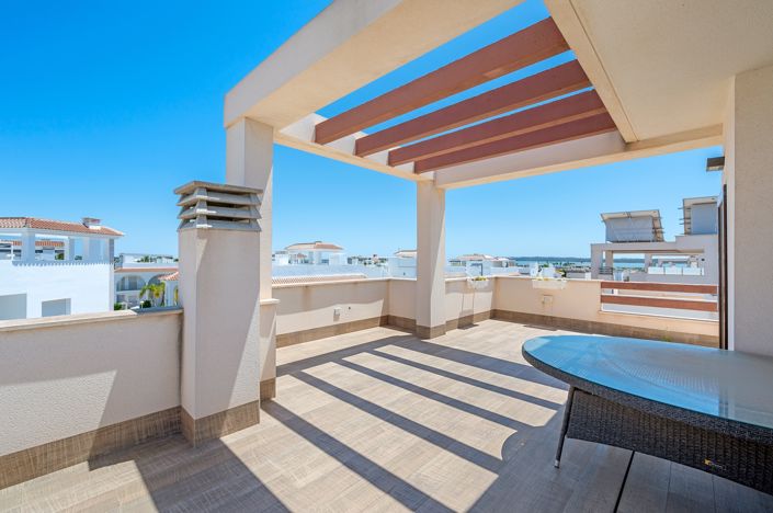 Image No.26-3 Bed Villa for sale