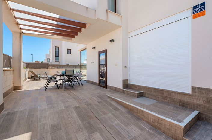 Image No.37-3 Bed Villa for sale