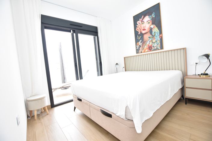 Image No.18-2 Bed Apartment for sale