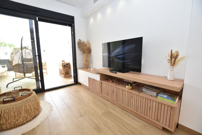 Image No.21-2 Bed Apartment for sale