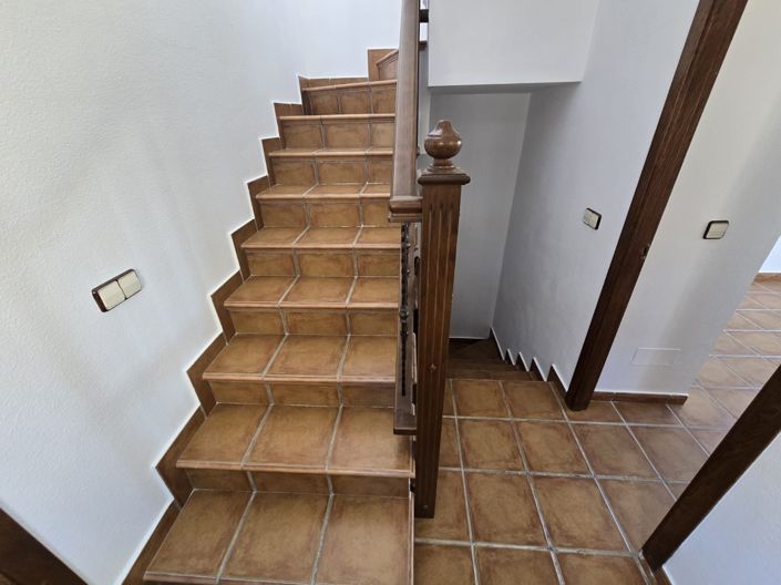 Image No.22-3 Bed Property for sale