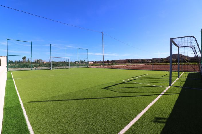 Image No.3-3 Bed Country Property for sale