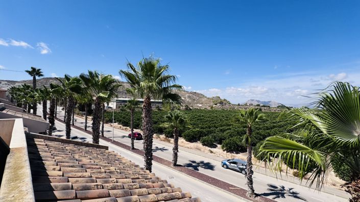 Image No.19-3 Bed Property for sale