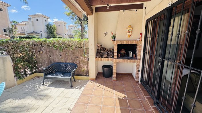 Image No.27-3 Bed Property for sale