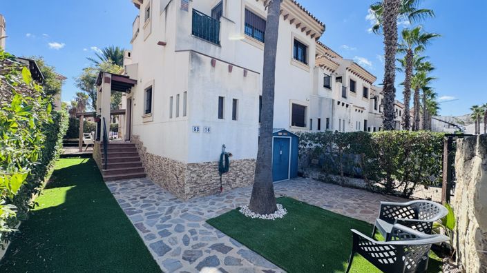 Image No.5-3 Bed Property for sale