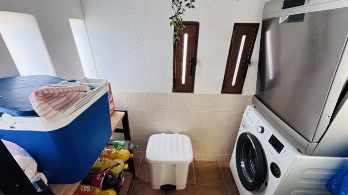 Image No.7-3 Bed Property for sale